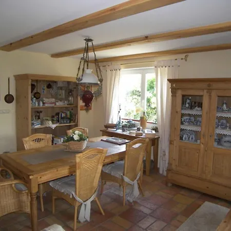 Apartment Haushaelfte _gothensee_ *