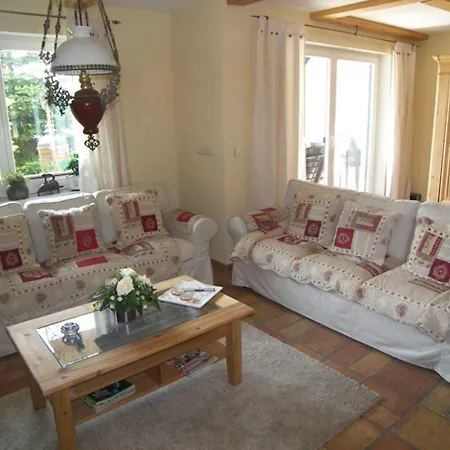 Haushaelfte _gothensee_ Apartment Neu Sallenthin