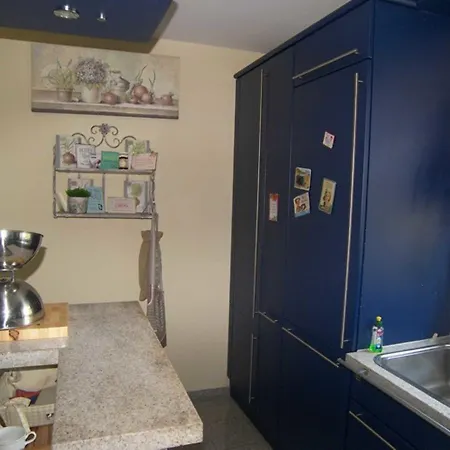 Apartment Haushaelfte _gothensee_ *