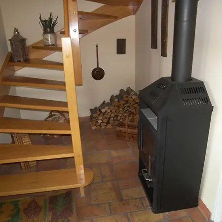 Apartment Haushaelfte _gothensee_